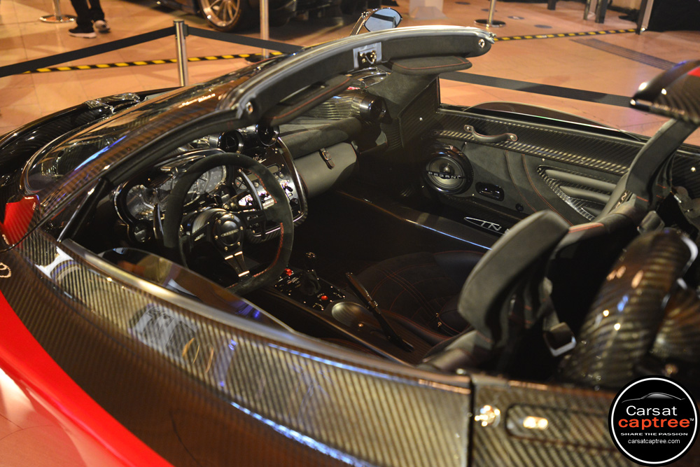 Interior of the Pagani Zonda Cinque Roadster 